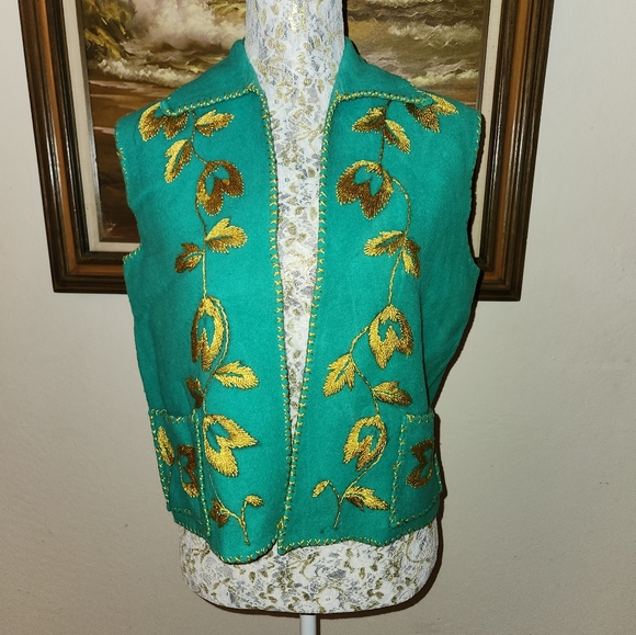 Vintage 1970s Golden Silk Thread Embroidered Wool Vest - Picture 12 of 14